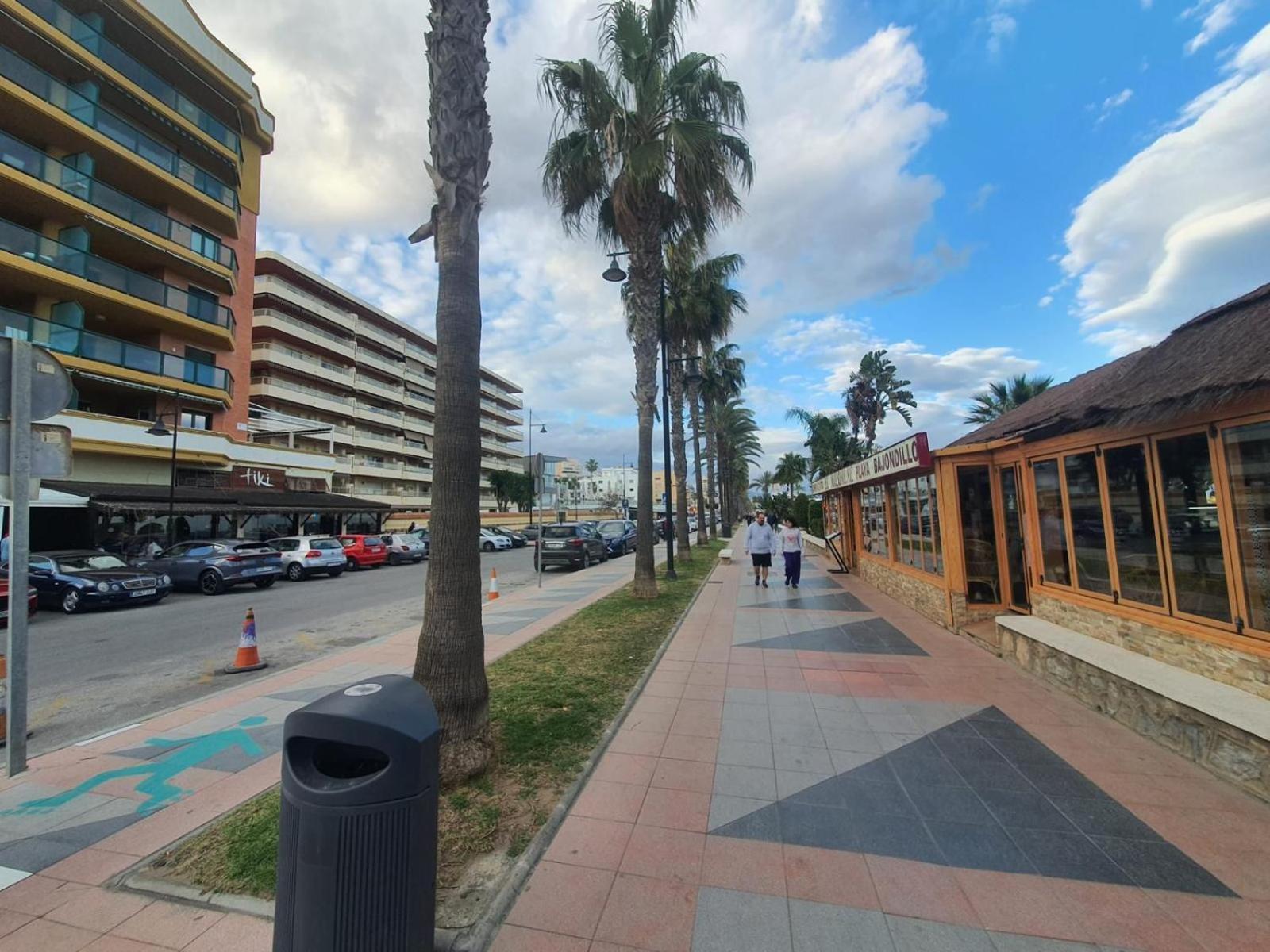 Mercedes - Playa Apartment Torremolinos