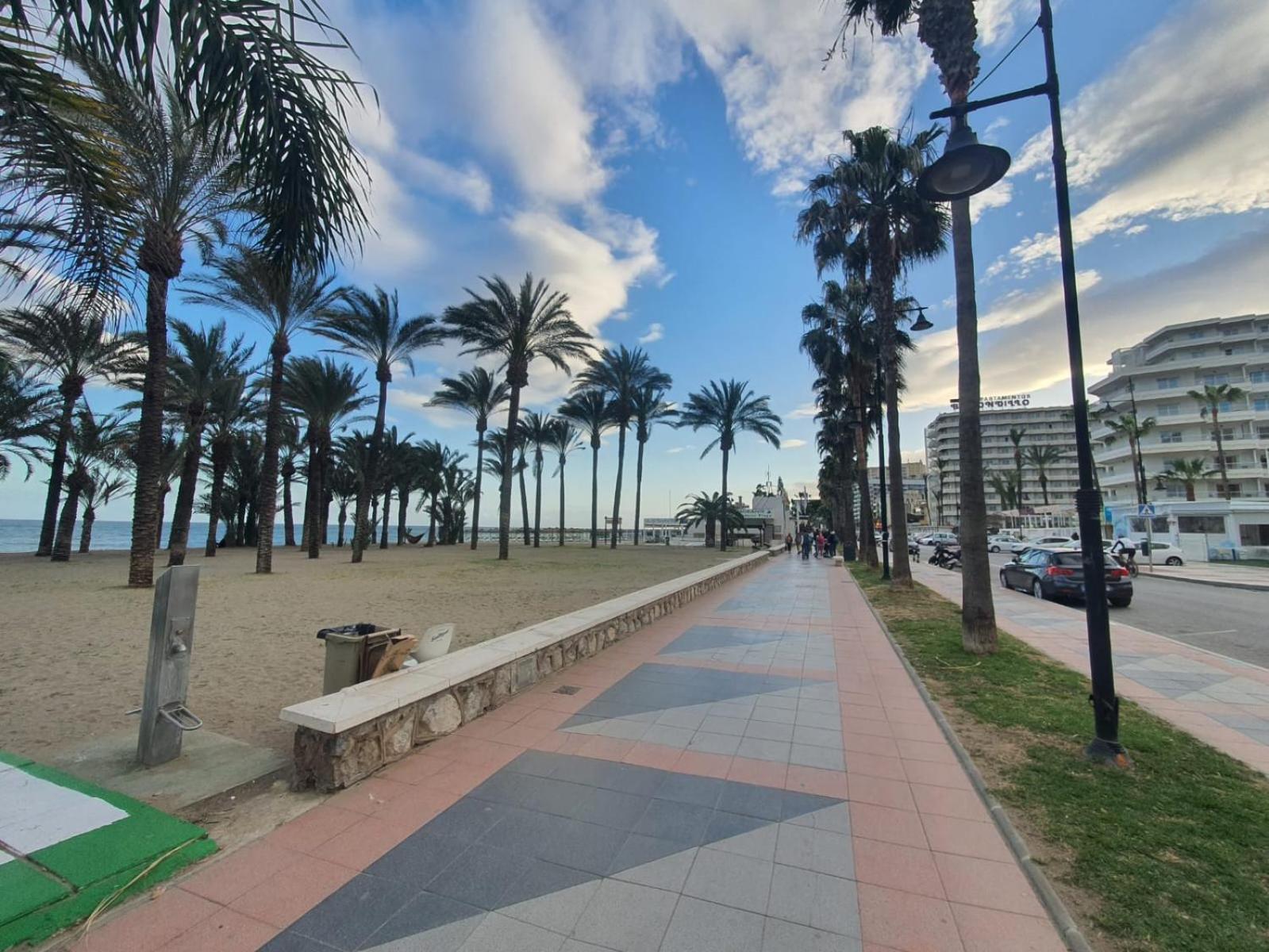 Mercedes - Playa Apartamento Torremolinos